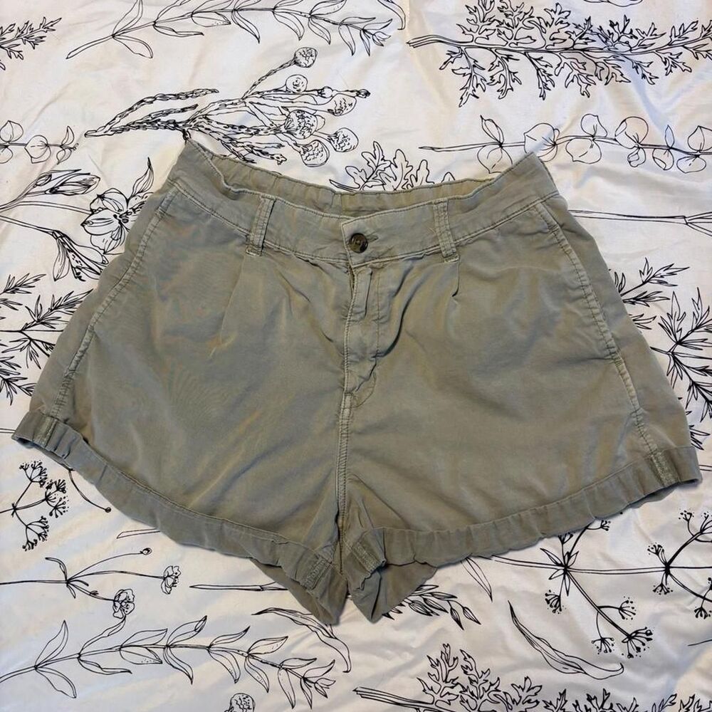 American-eagle Women's Green and Khaki Shorts